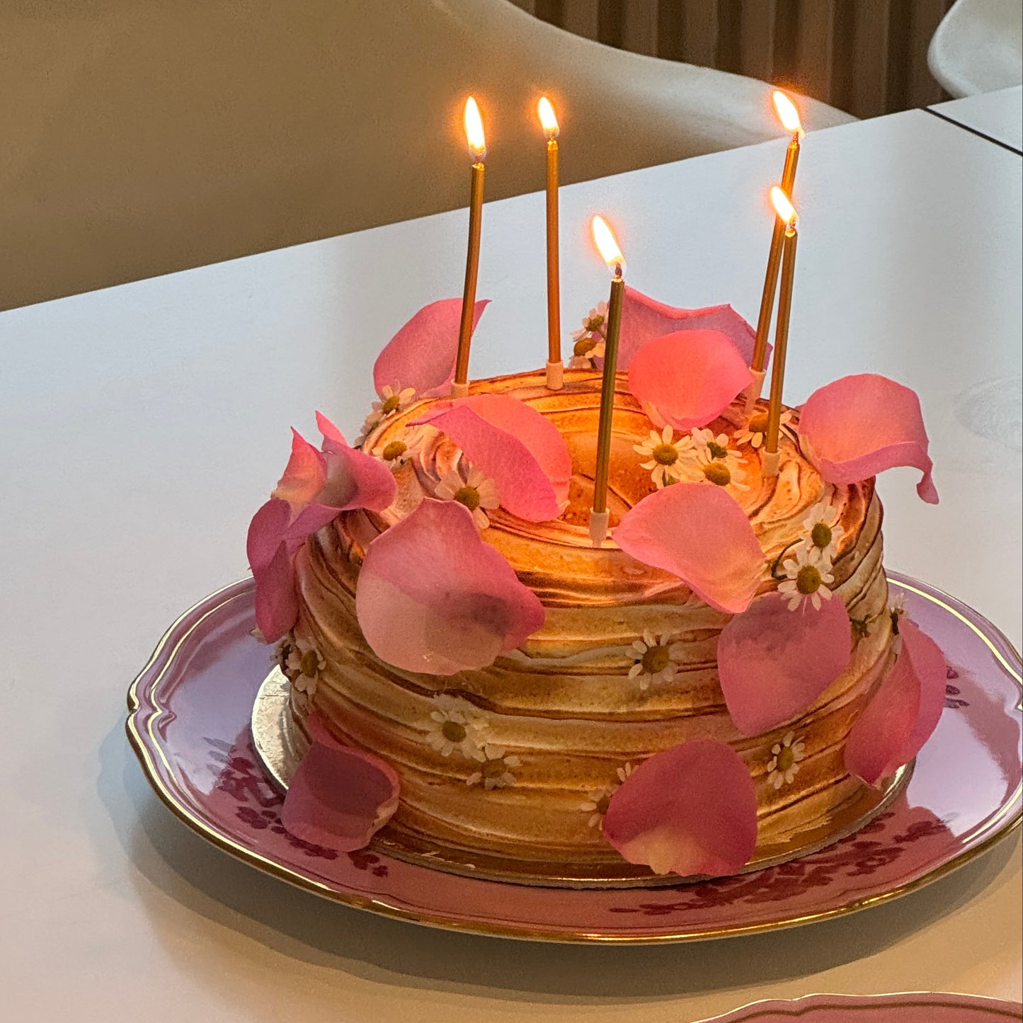 VANILLA MERINGUE CAKE