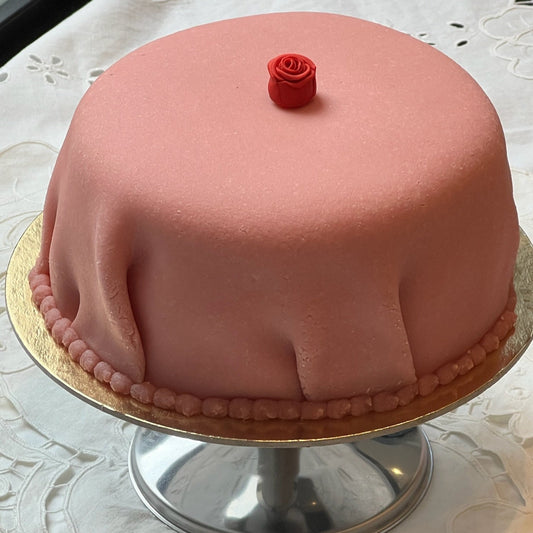 PRINCESS CAKE