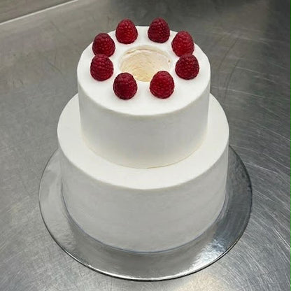 Torta d'angelo glassata al lampone