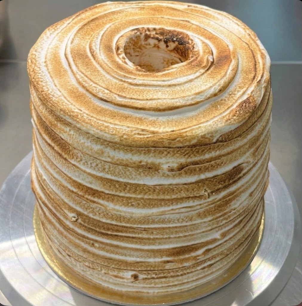 Vanilla Meringue Cake